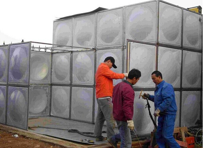 一臺優(yōu)質(zhì)不銹鋼水箱是如何誕生的